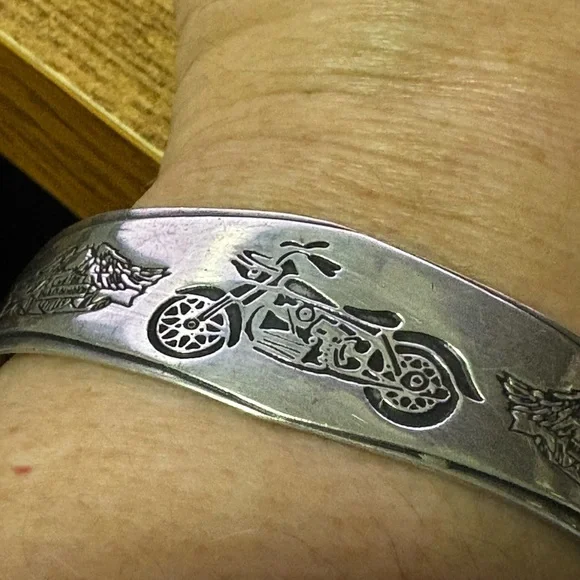S79 Harley Davidson Sterling Cuff Bracelet - Picture 5 of 5